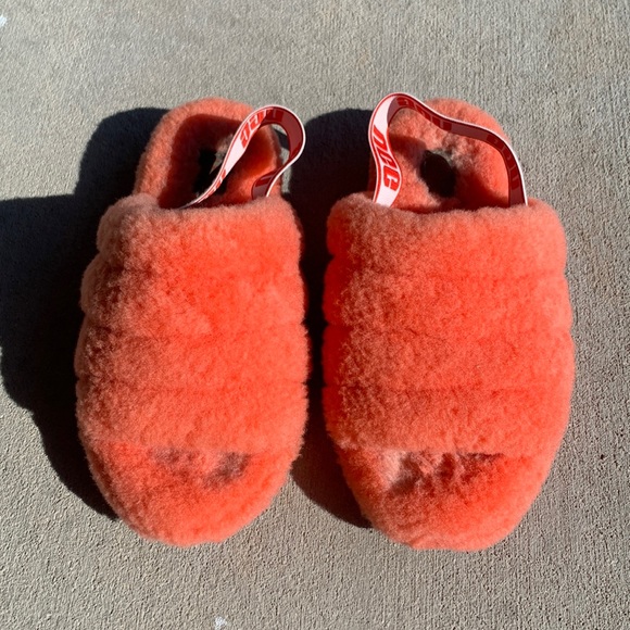 like new peach/coral ugg slippers - Picture 2 of 5